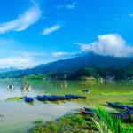 Spring_Nepal_Green_Fewa_Lake_Blue_sky_2880x1800